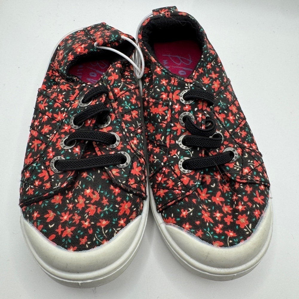 NWOT Blowfish Toddler Girl Size 7 Black & Red Floral Sneakers